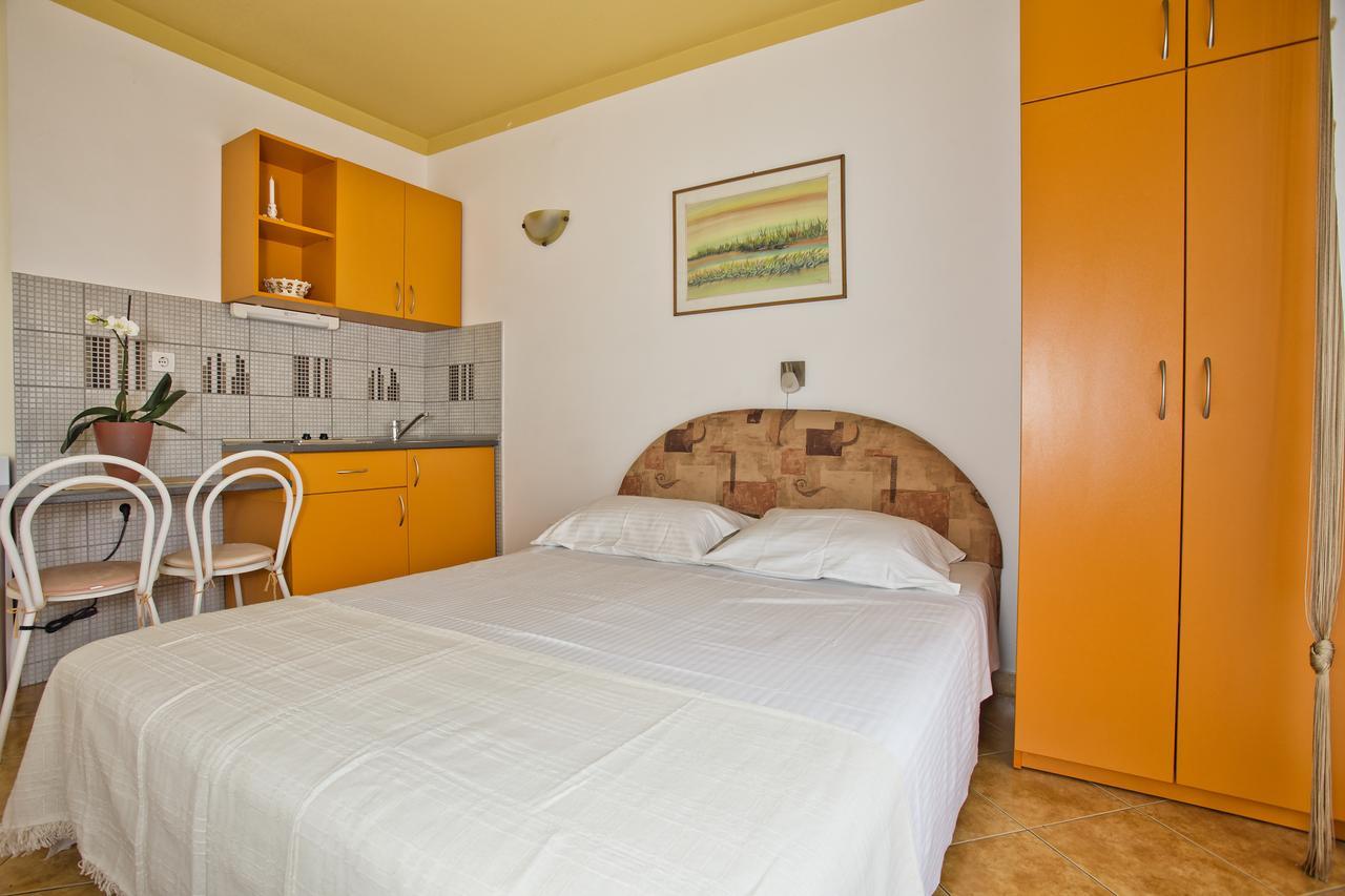 Apartments Sijerkovic Херцег-Нови Экстерьер фото